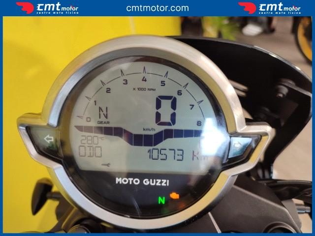 MOTO GUZZI V7 usata 4
