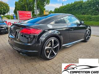 AUDI TT usata, con Autoradio