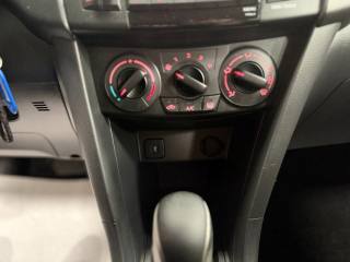 SUZUKI Swift usata, con Sedile posteriore sdoppiato
