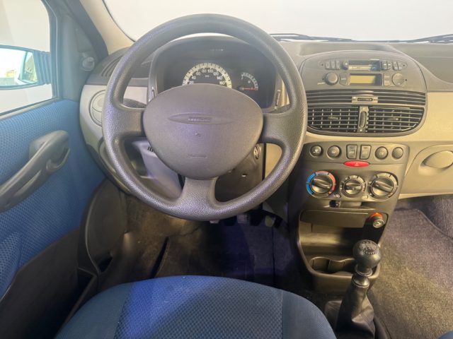 FIAT Punto usata 9