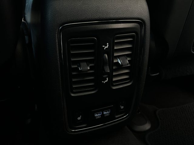 JEEP Grand Cherokee usata, con Interni in pelle