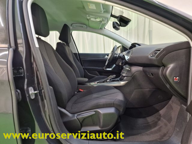 PEUGEOT 308 usata, con Climatizzatore automatico, 2 zone