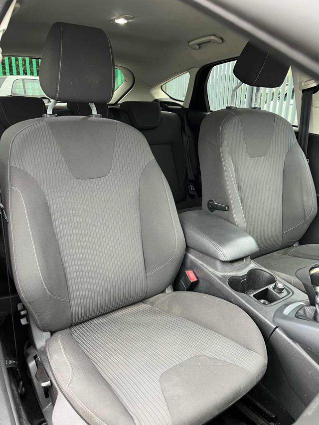 FORD Focus usata, con Autoradio