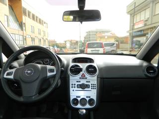 OPEL Corsa usata, con Chiusura centralizzata