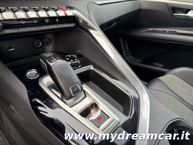 PEUGEOT 3008 usata, con Cruise Control
