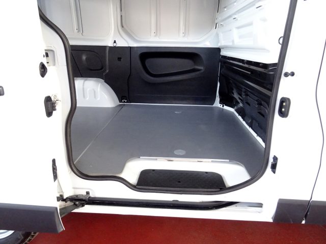 RENAULT Trafic usata, con Fari Xenon