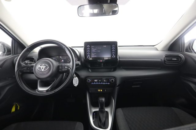 TOYOTA Yaris usata 4