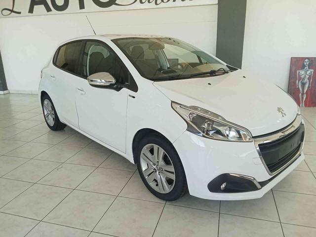 PEUGEOT 208 usata, con Airbag