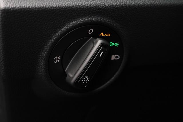 VOLKSWAGEN T-Roc usata, con Sensori di parcheggio posteriori