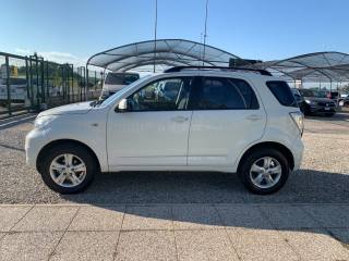 DAIHATSU Terios usata, con Cerchi in lega