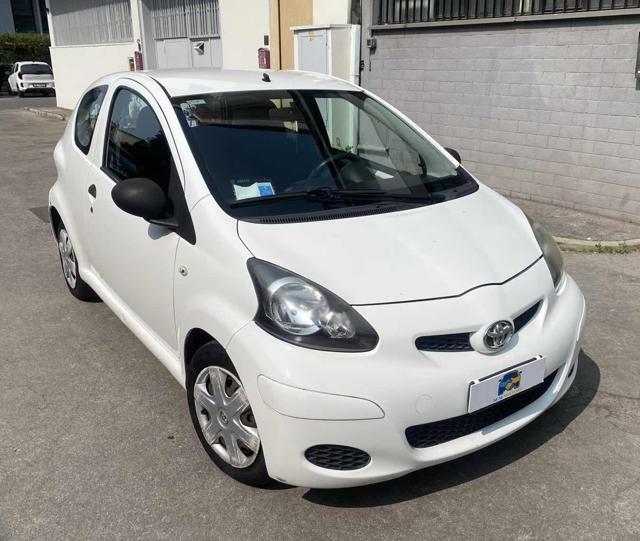 TOYOTA Aygo usata 2
