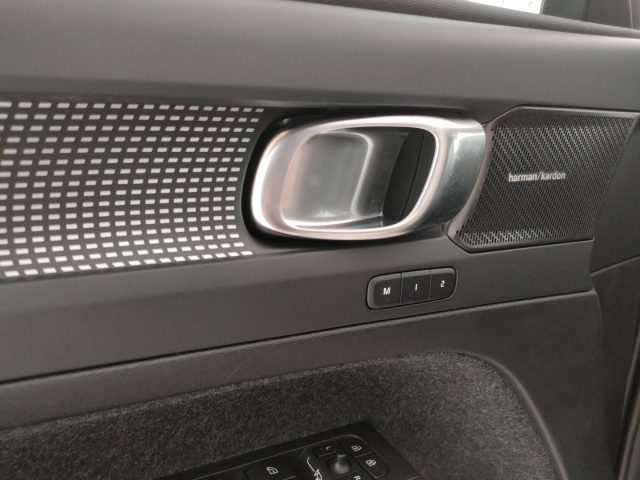 VOLVO XC40 usata, con Vetri oscurati