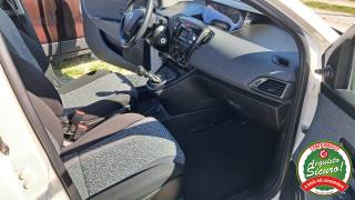 LANCIA Ypsilon usata, con Boardcomputer