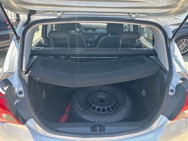 OPEL Corsa usata, con Climatizzatore