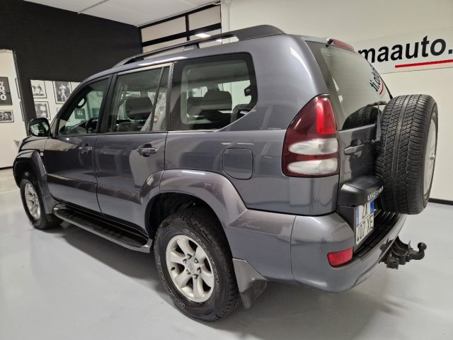 TOYOTA Land Cruiser usata, con Cerchi in lega