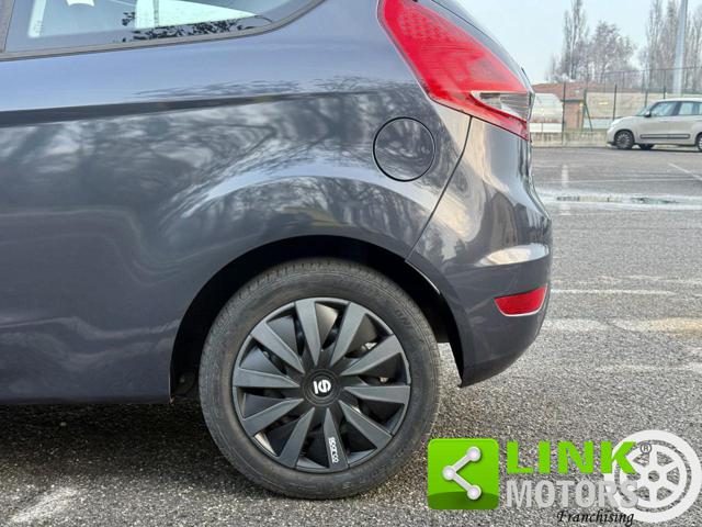 FORD Fiesta usata, con Specchietti laterali elettrici
