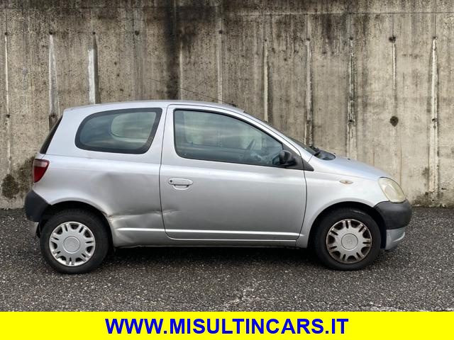 TOYOTA Yaris usata, con Servosterzo