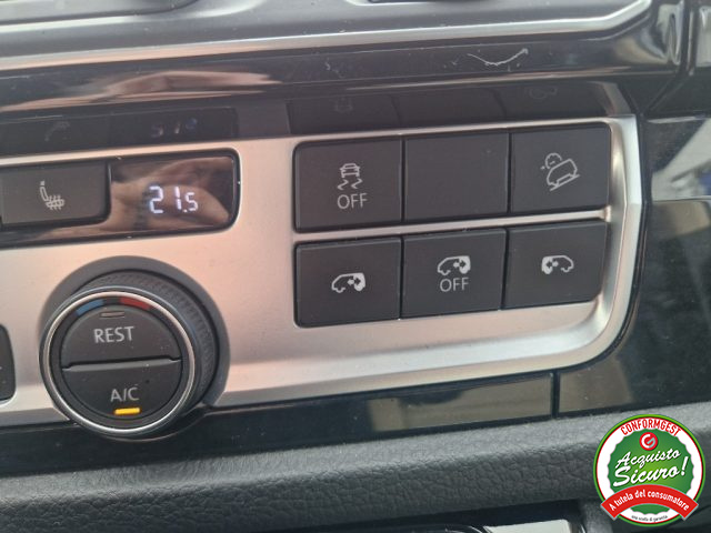 VOLKSWAGEN Caravelle usata, con ESP