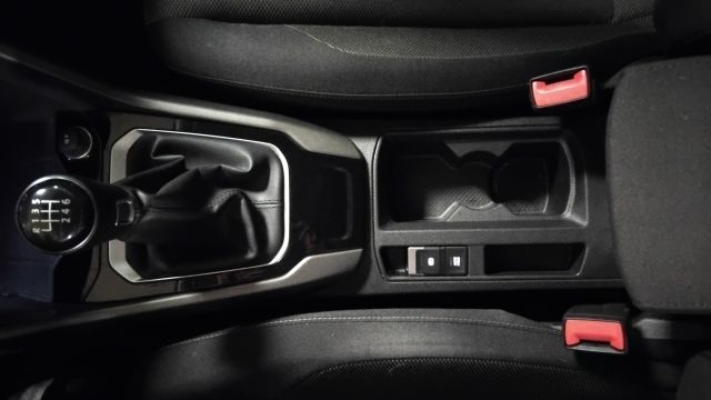 VOLKSWAGEN T-Roc usata, con Sensori di parcheggio posteriori