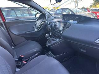 LANCIA Ypsilon usata, con Fendinebbia