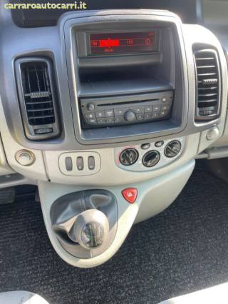 NISSAN Primastar usata, con Bracciolo