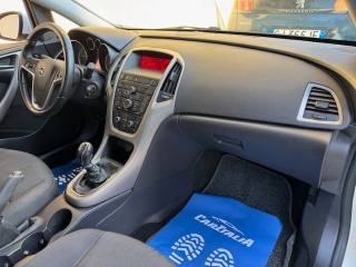 OPEL Astra usata, con Fendinebbia