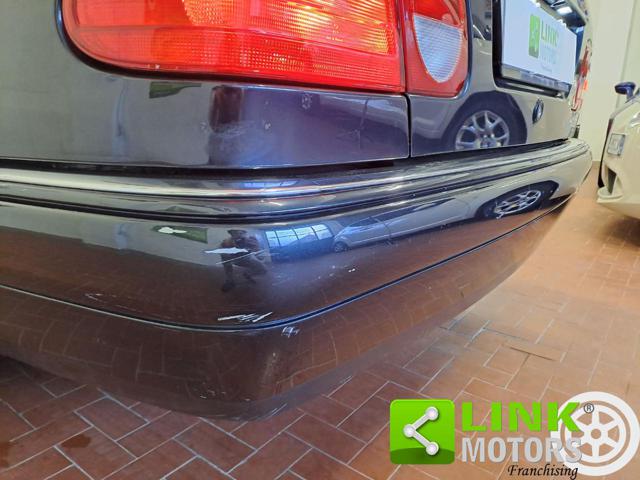 MERCEDES-BENZ E 200 usata 37