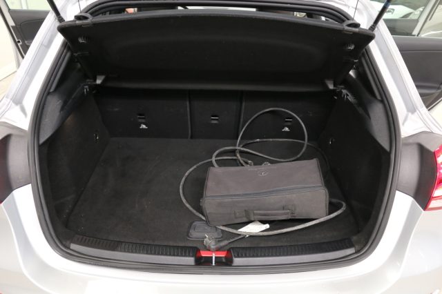 MERCEDES-BENZ A 250 usata, con Specchietti laterali elettrici