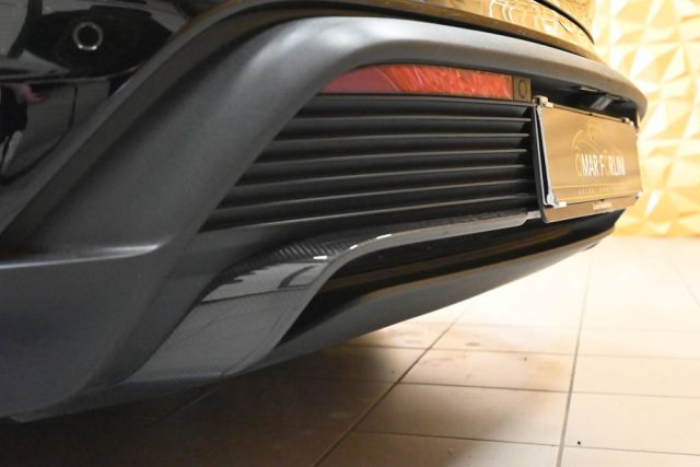 PORSCHE Taycan usata 20