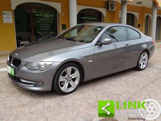 BMW 320 D. COUPE