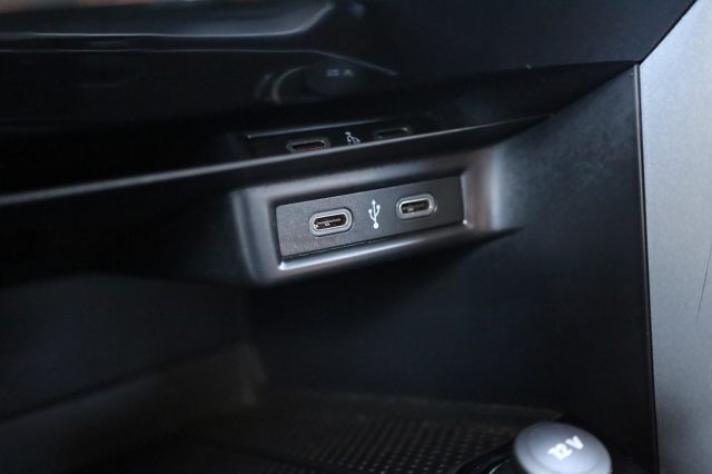 VOLKSWAGEN T-Roc usata 139