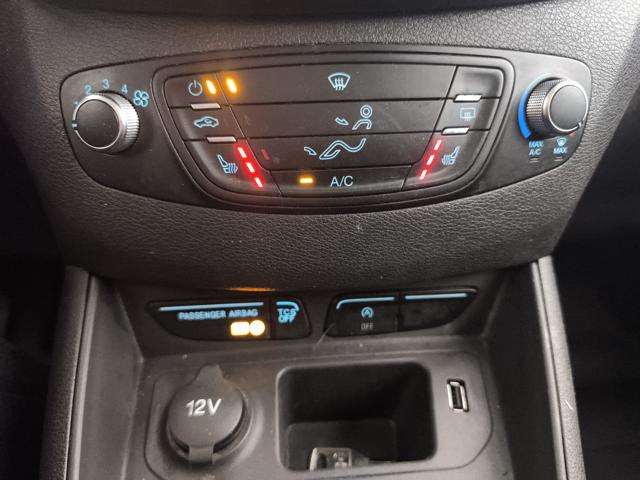 FORD Transit Courier usata, con Volante multifunzione