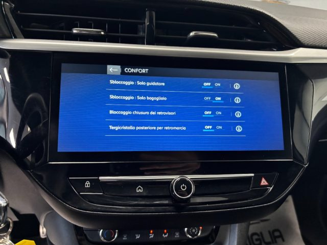 OPEL Corsa usata, con Touch screen