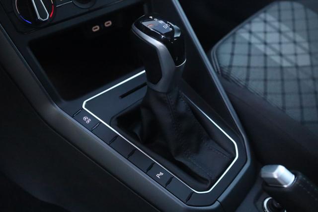 VOLKSWAGEN Taigo usata, con ESP