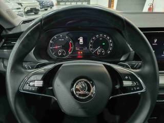 SKODA Octavia usata, con Fari LED