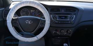 HYUNDAI i20 usata, con Autoradio