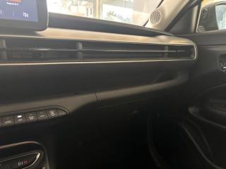 JEEP Avenger usata, con Fari Xenon