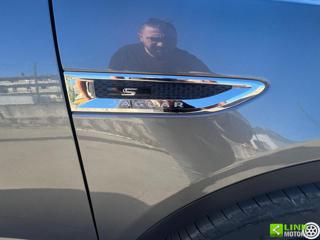 JAGUAR E-Pace usata, con Volante in pelle