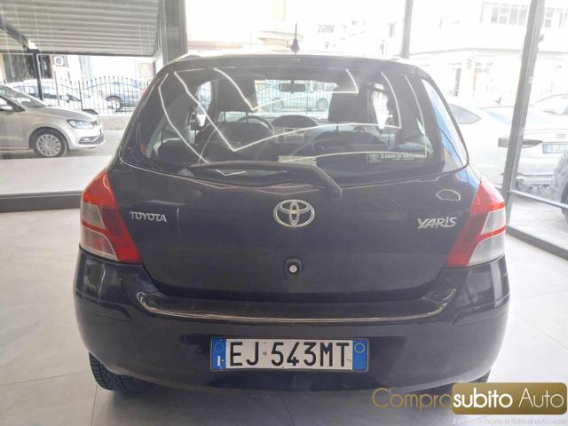 TOYOTA Yaris usata, con Climatizzatore