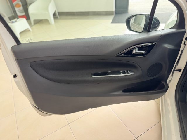 DS AUTOMOBILES DS 3 usata, con Controllo trazione