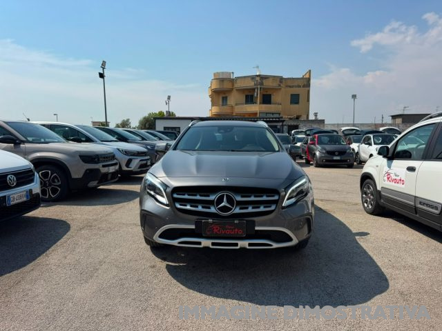 MERCEDES-BENZ GLA 200 usata, con ABS