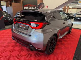 TOYOTA Yaris usata, con Cerchi in lega