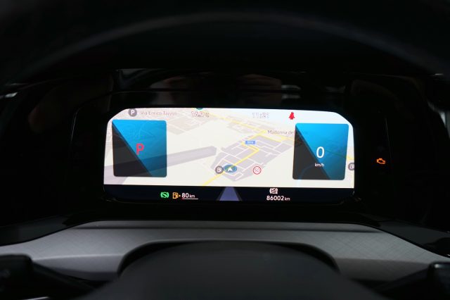 VOLKSWAGEN Golf usata, con Schermo multifunzione interamente digitale