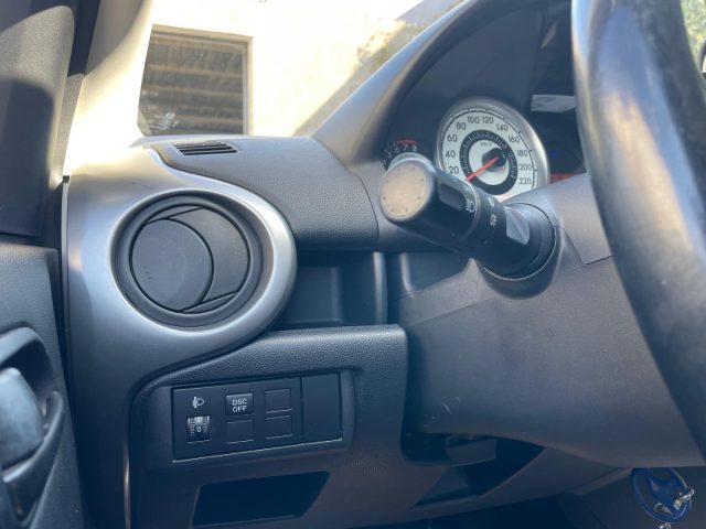 MAZDA 2 usata, con Specchietti laterali elettrici