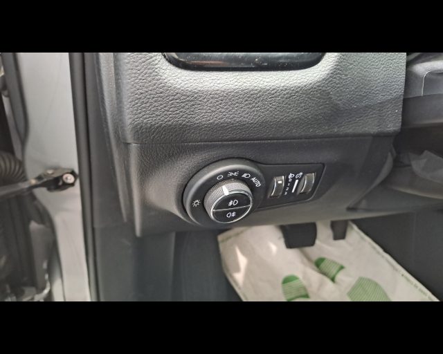 JEEP Compass usata, con Portellone posteriore elettrico
