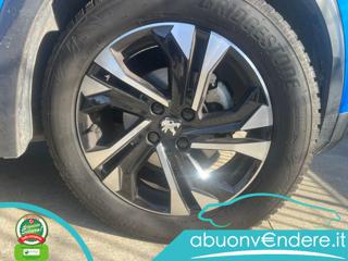 PEUGEOT 2008 usata, con Volante in pelle
