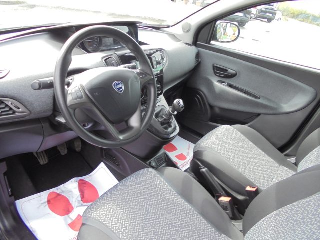 LANCIA Ypsilon usata 17