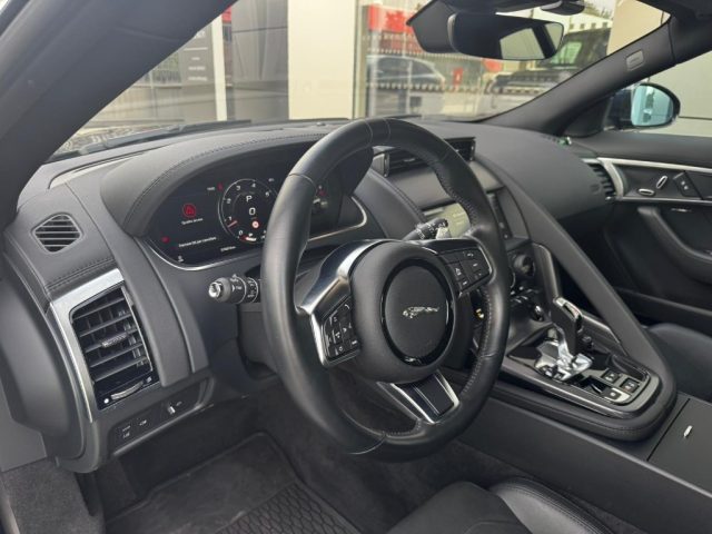 JAGUAR F-Type usata, con Autoradio