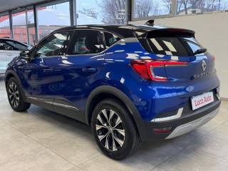 RENAULT Captur usata, con Autoradio