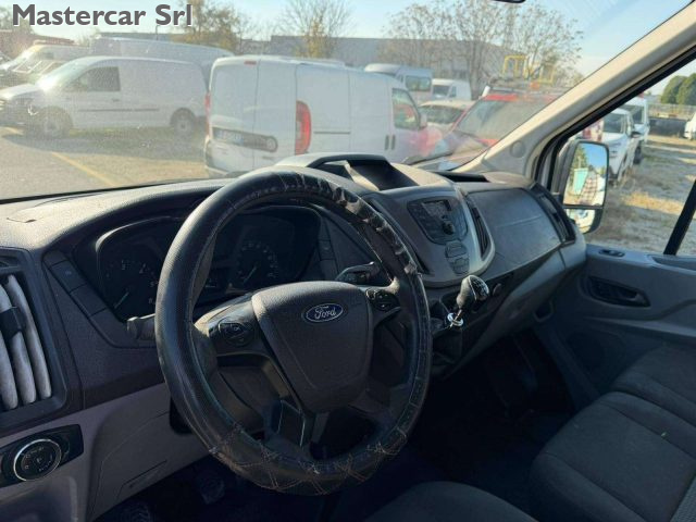 FORD Transit usata, con USB